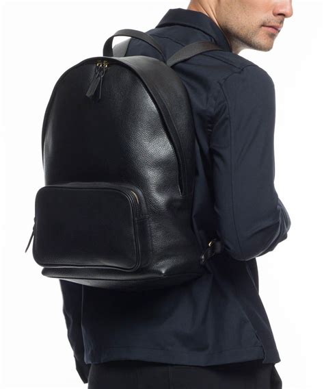 Men's Black Backpacks .